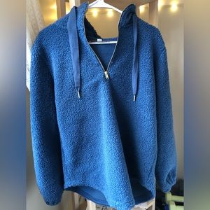 Blue Sherpa Quarterzip! So soft and comfortable! Never been worn!